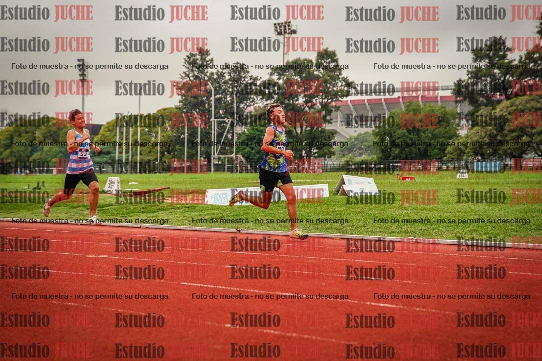 Fotos de los 2400 m llanos de varones