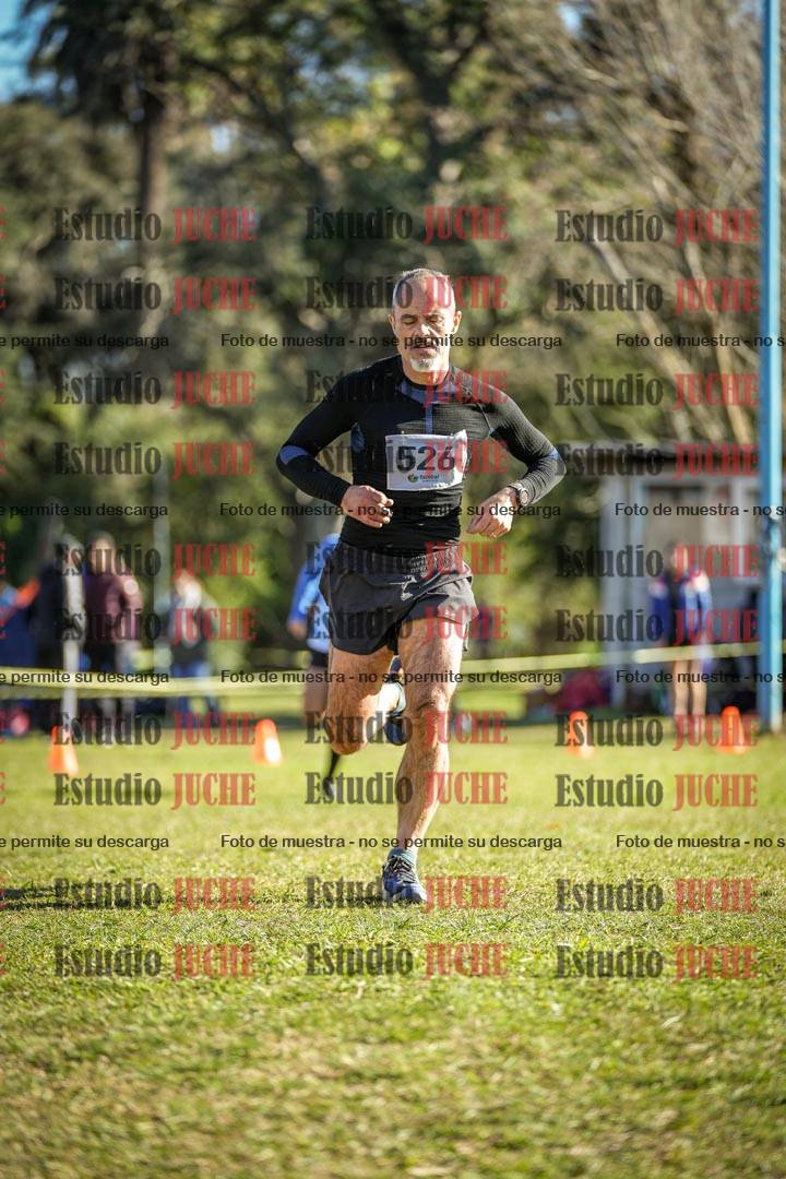 Fotos de la llegada del cross de 4000 m - varones