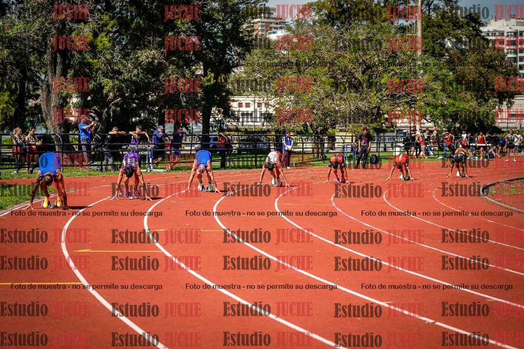 Fotos de los 200 m llanos de varones