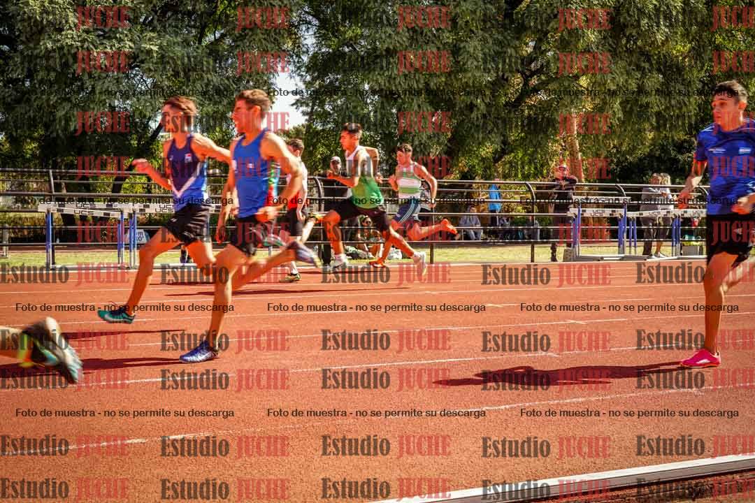 Fotos de los 100 m llanos de varones
