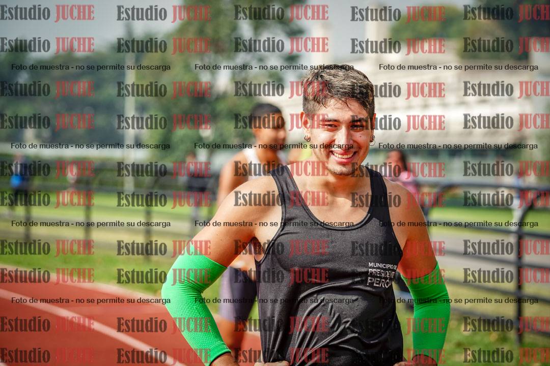 Fotos de los 400 m con vallas de varones