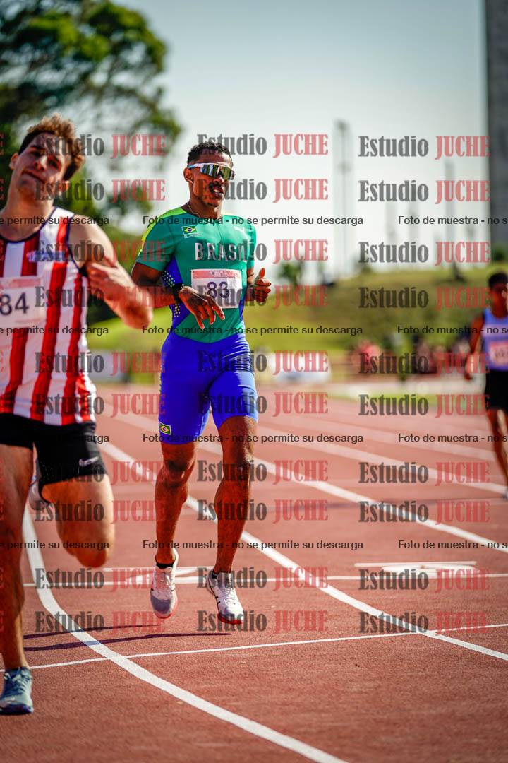 Fotos de los 400 m llanos de varones