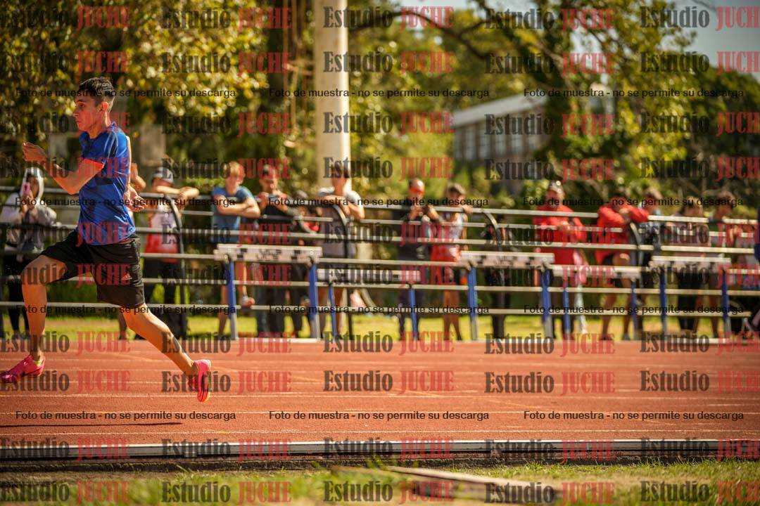 Fotos de los 100 m llanos de varones