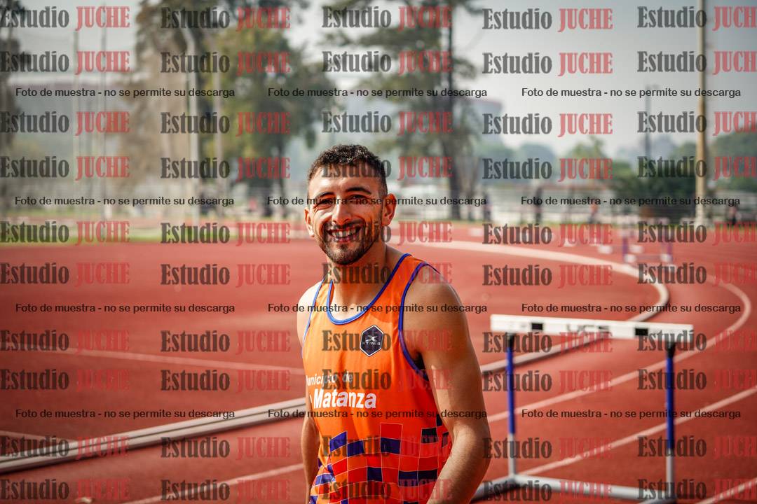 Fotos de los 400 m con vallas de varones