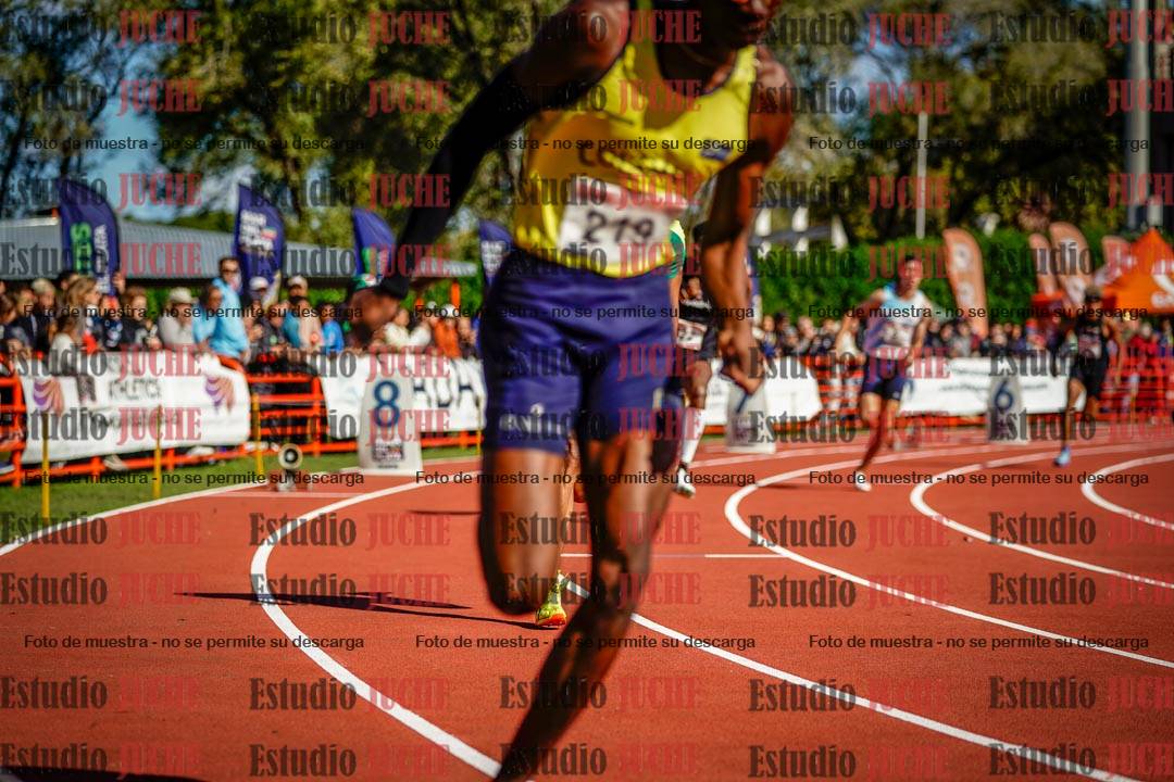 Fotos de los 400 m llanos de varones - FINAL