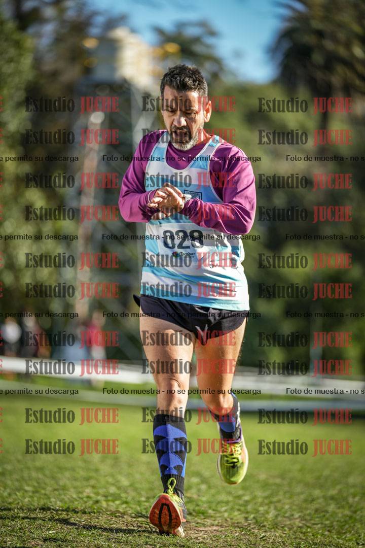 Fotos de la llegada del cross de 4000 m - varones