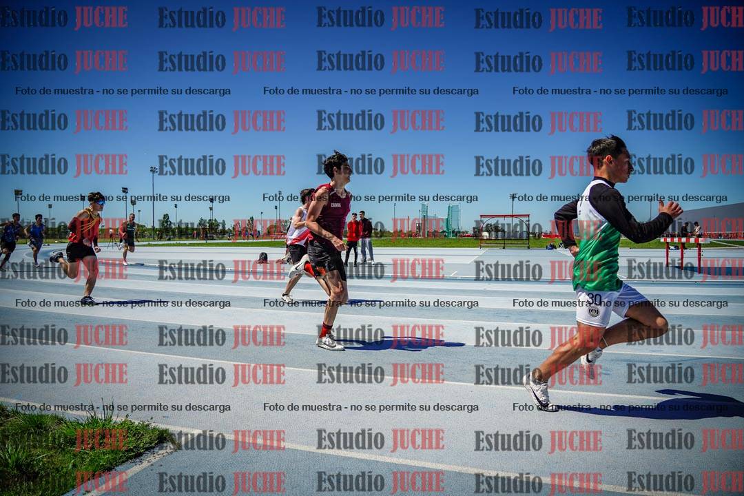 Fotos de los 200 m llanos de varones