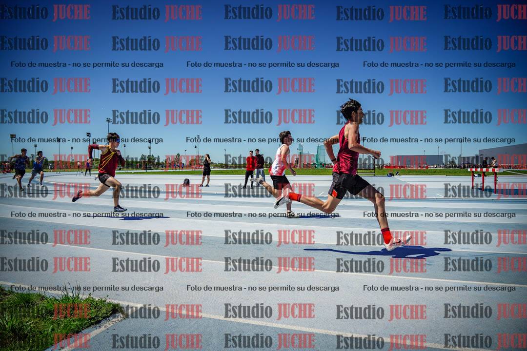 Fotos de los 200 m llanos de varones