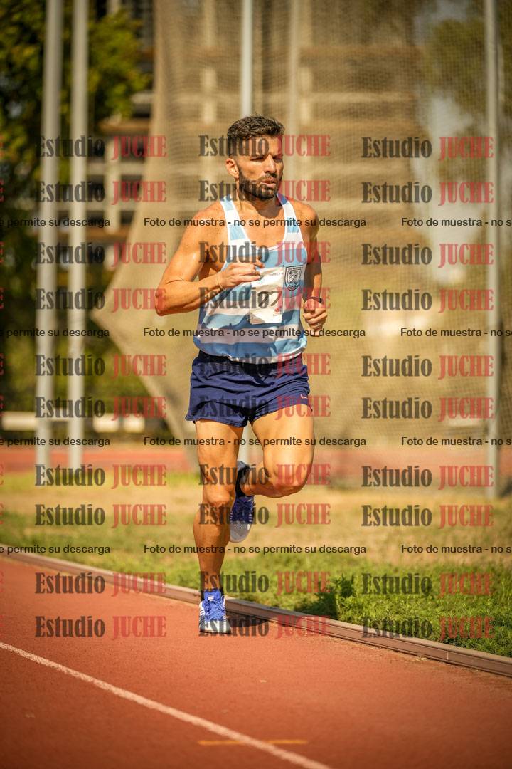 Fotos de los 3000 m llanos de varones