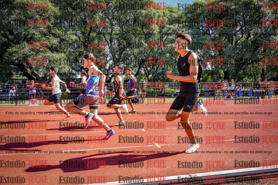 Fotos de los 100 m llanos de varones