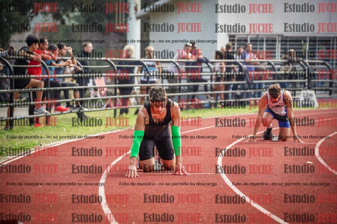 Fotos de los 400 m con vallas de varones