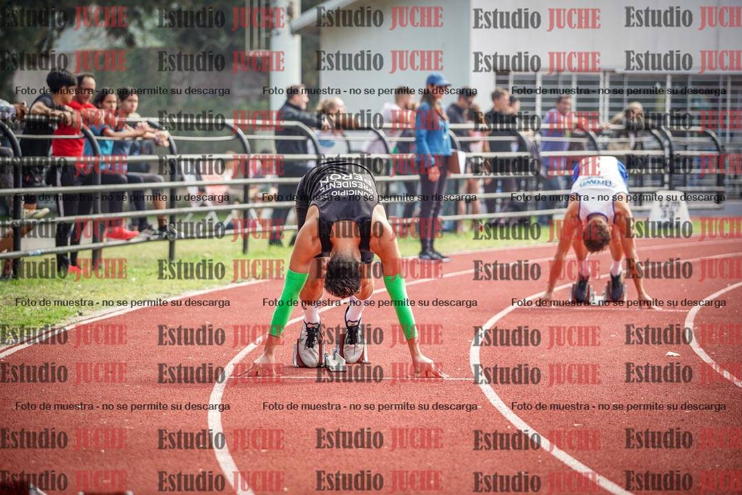 Fotos de los 400 m con vallas de varones