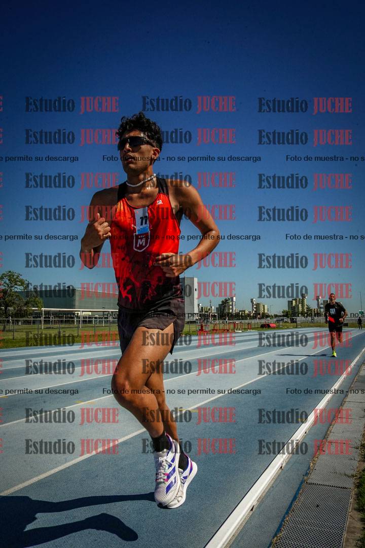 Fotos de los 5000 m de mujeres y varones - serie 2