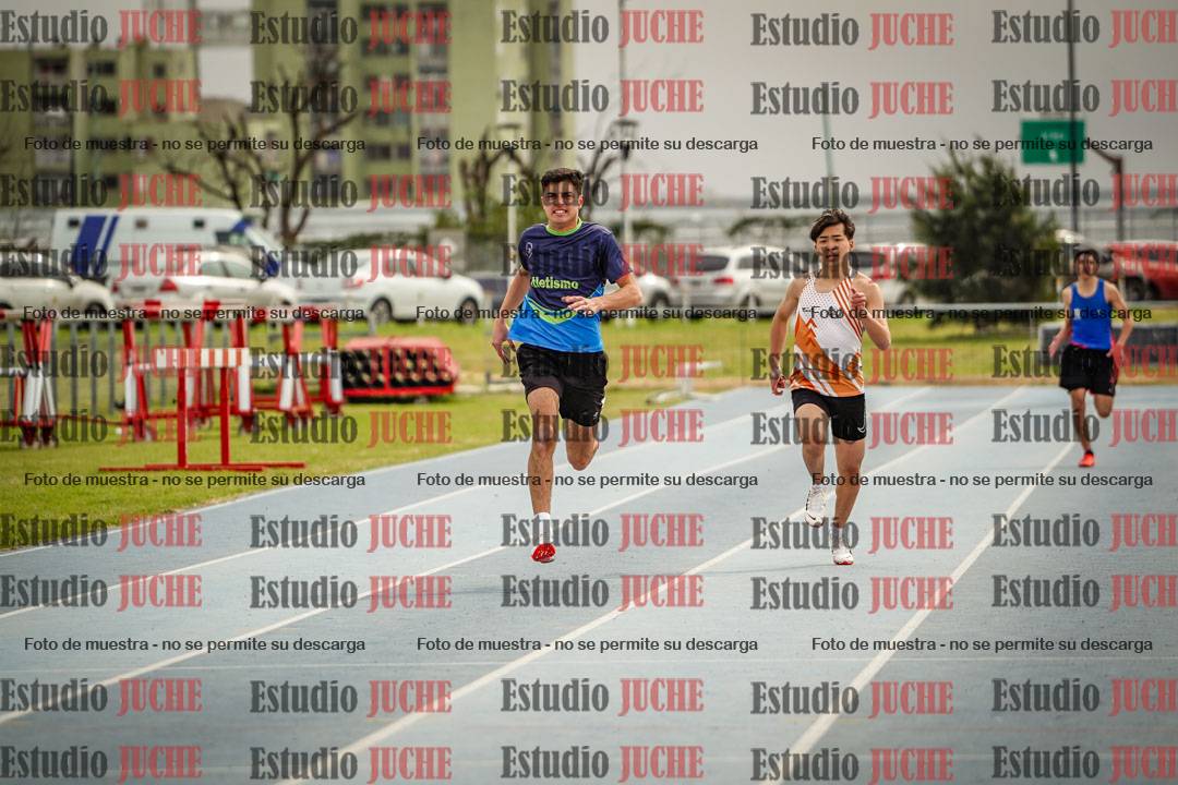 Fotos de los 400 m llanos de varones
