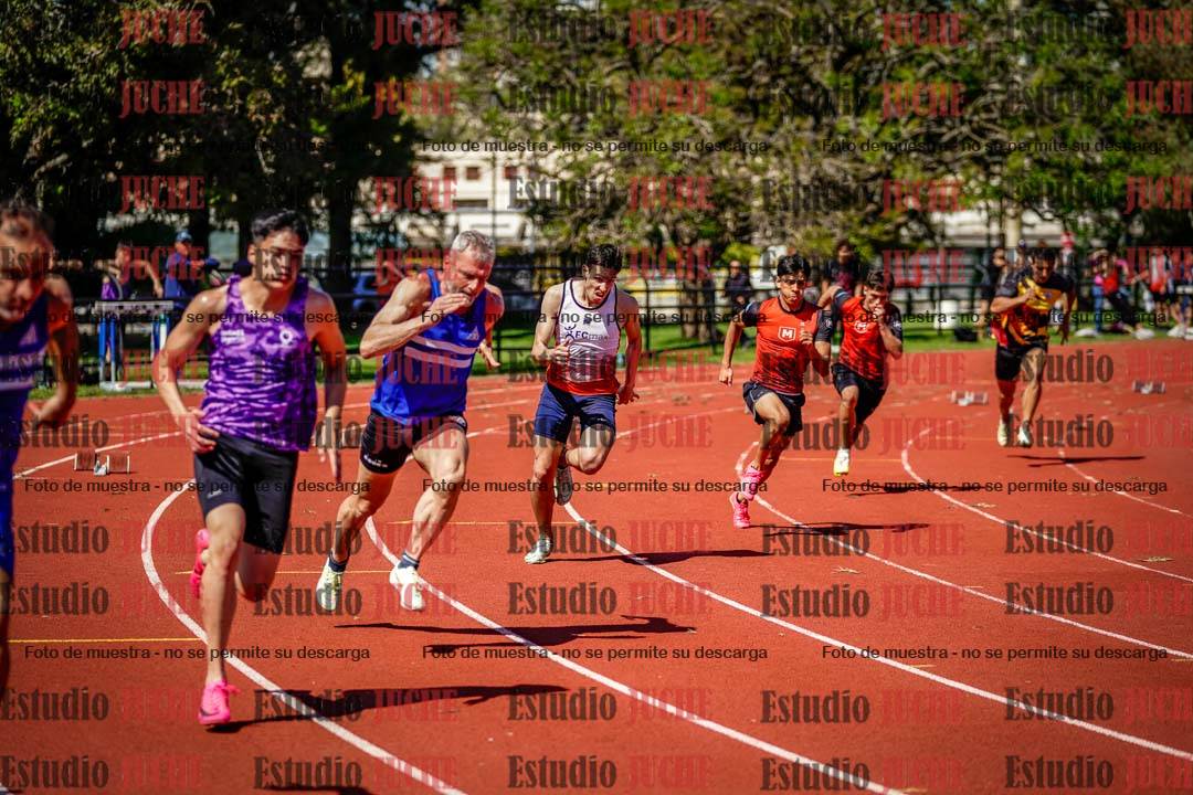 Fotos de los 200 m llanos de varones