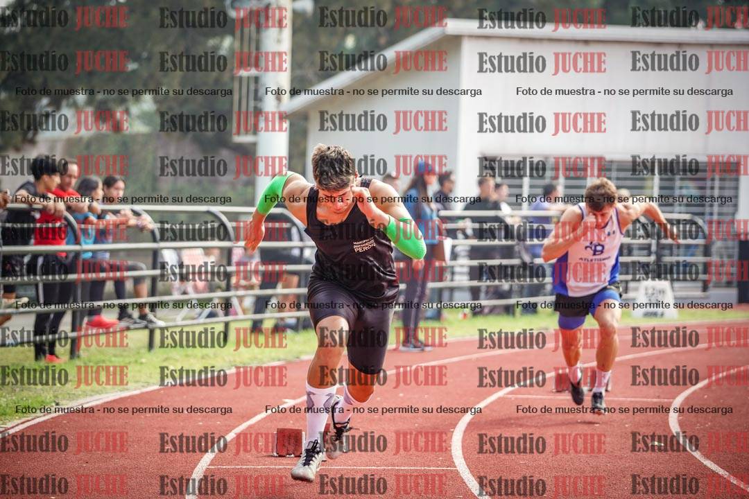 Fotos de los 400 m con vallas de varones