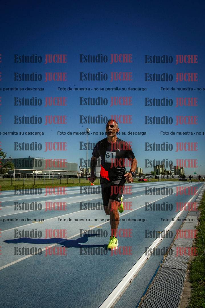 Fotos de los 5000 m de mujeres y varones - serie 2