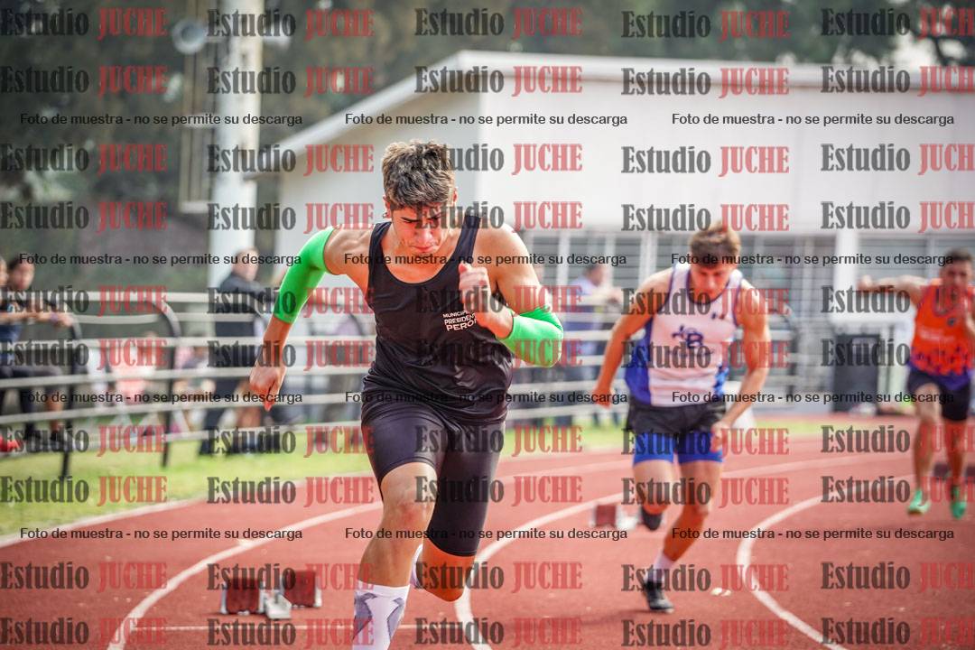 Fotos de los 400 m con vallas de varones