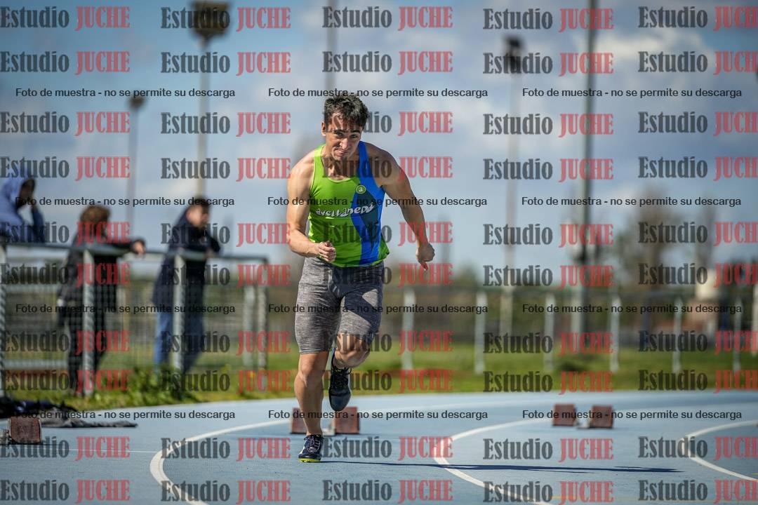 Fotos de los 200 m llanos de varones