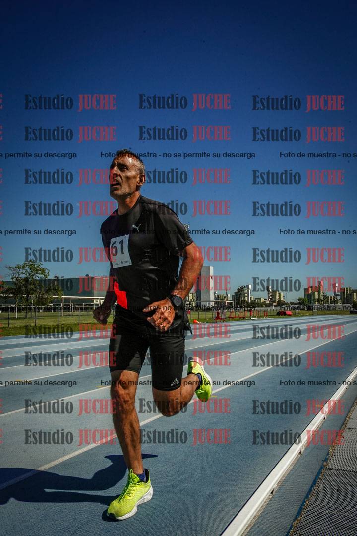 Fotos de los 5000 m de mujeres y varones - serie 2