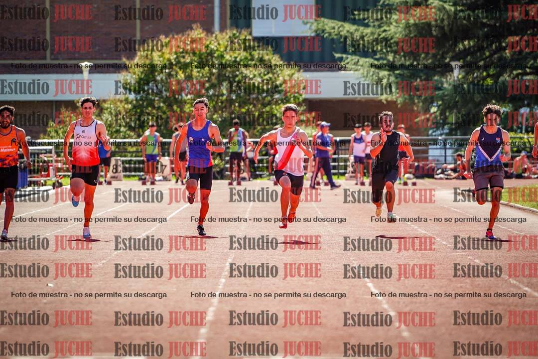 Fotos de los 100 m llanos de varones