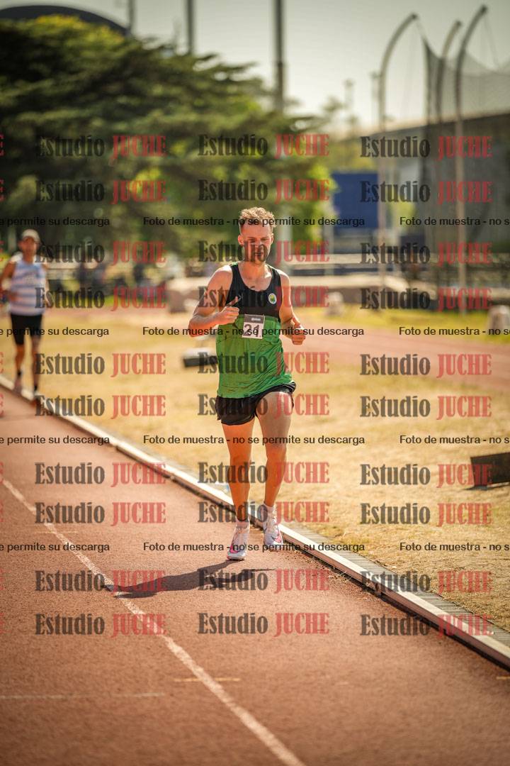 Fotos de los 3000 m llanos de varones