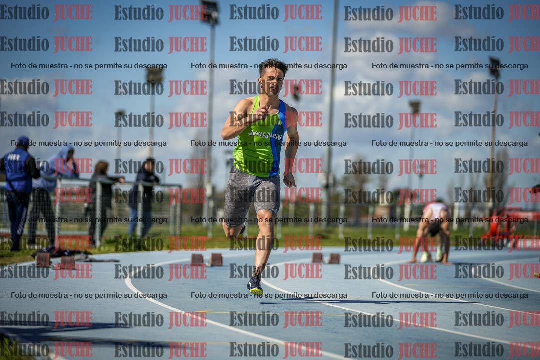 Fotos de los 200 m llanos de varones