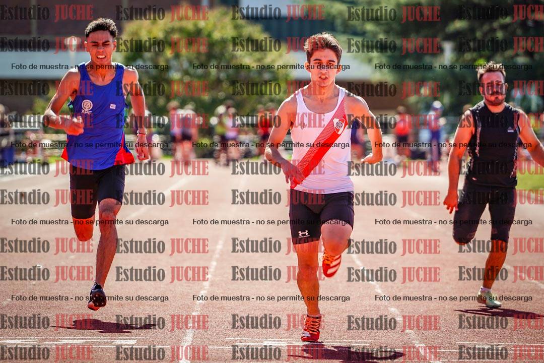 Fotos de los 100 m llanos de varones