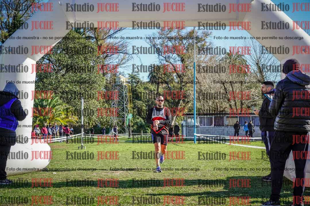 Fotos de la llegada del cross de 4000 m - varones