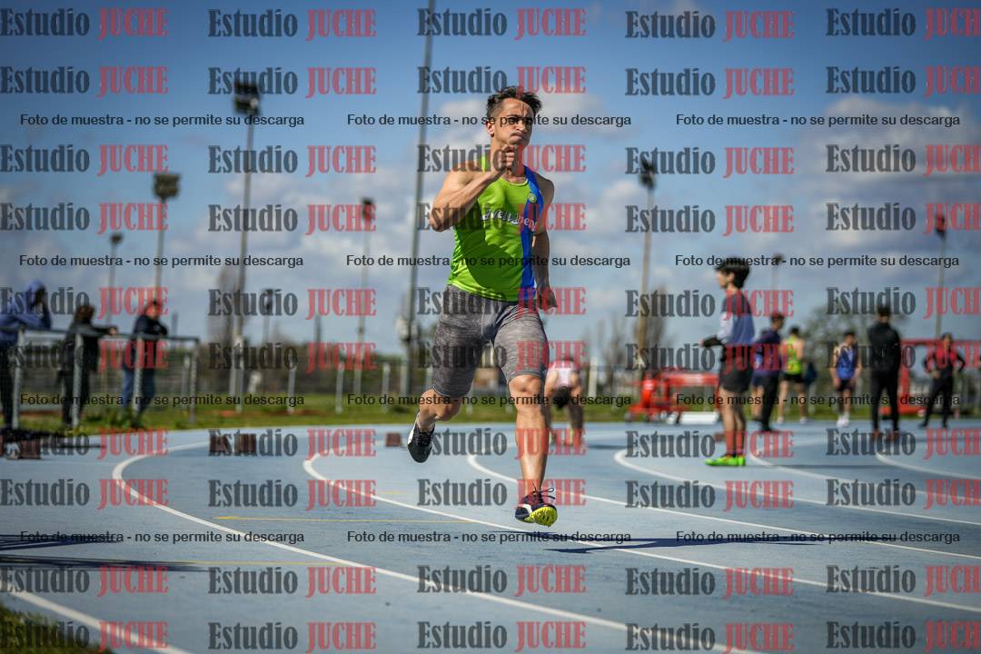 Fotos de los 200 m llanos de varones