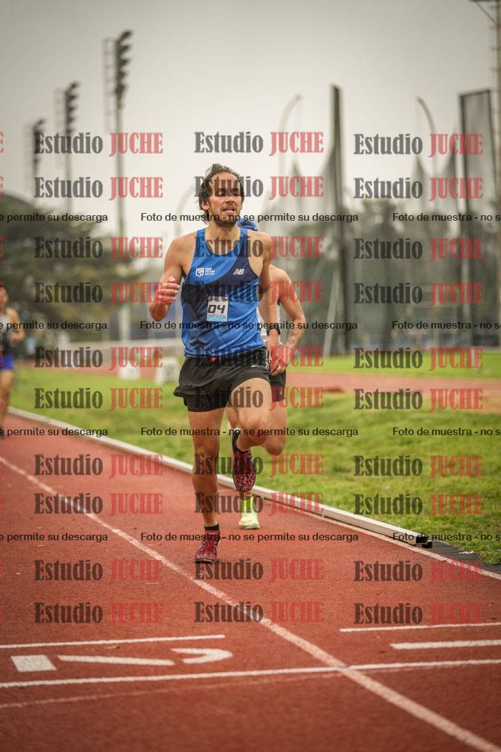 Fotos de los 800 m llanos de varones