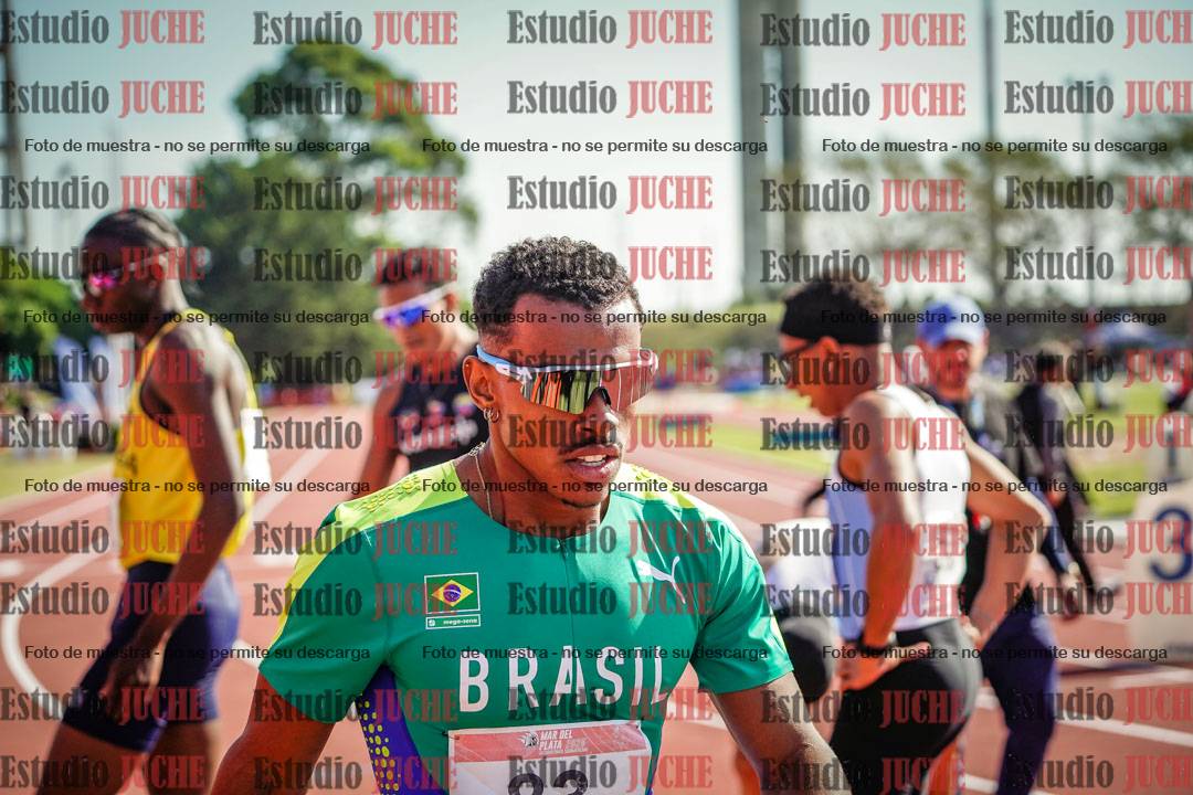 Fotos de algunos extras y podios del día 1