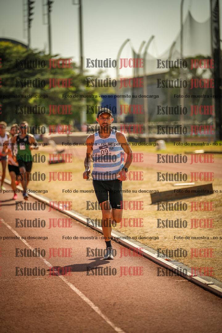 Fotos de los 3000 m llanos de varones