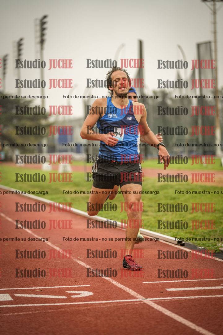 Fotos de los 800 m llanos de varones