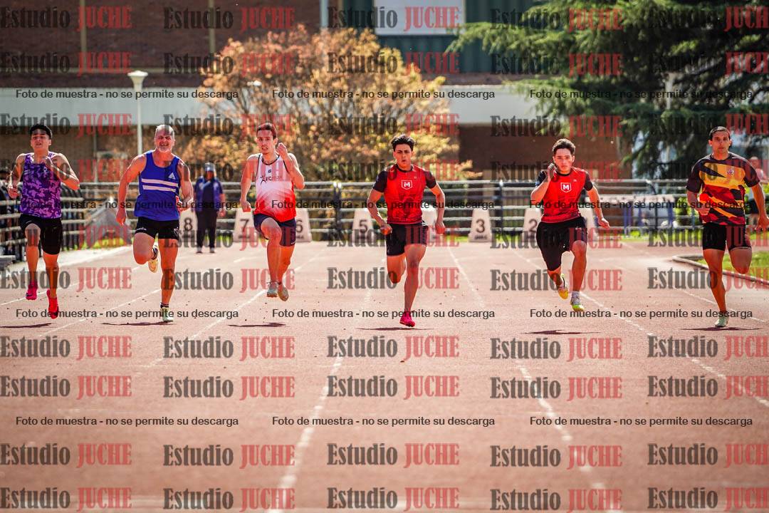 Fotos de los 200 m llanos de varones