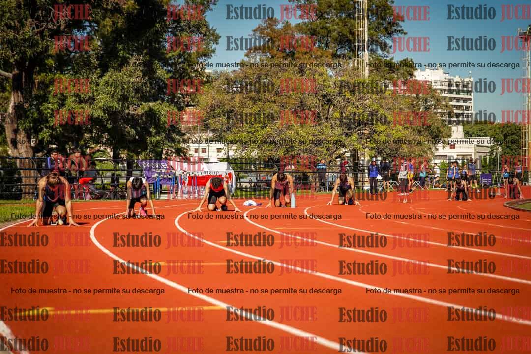 Fotos de los 200 m llanos de varones