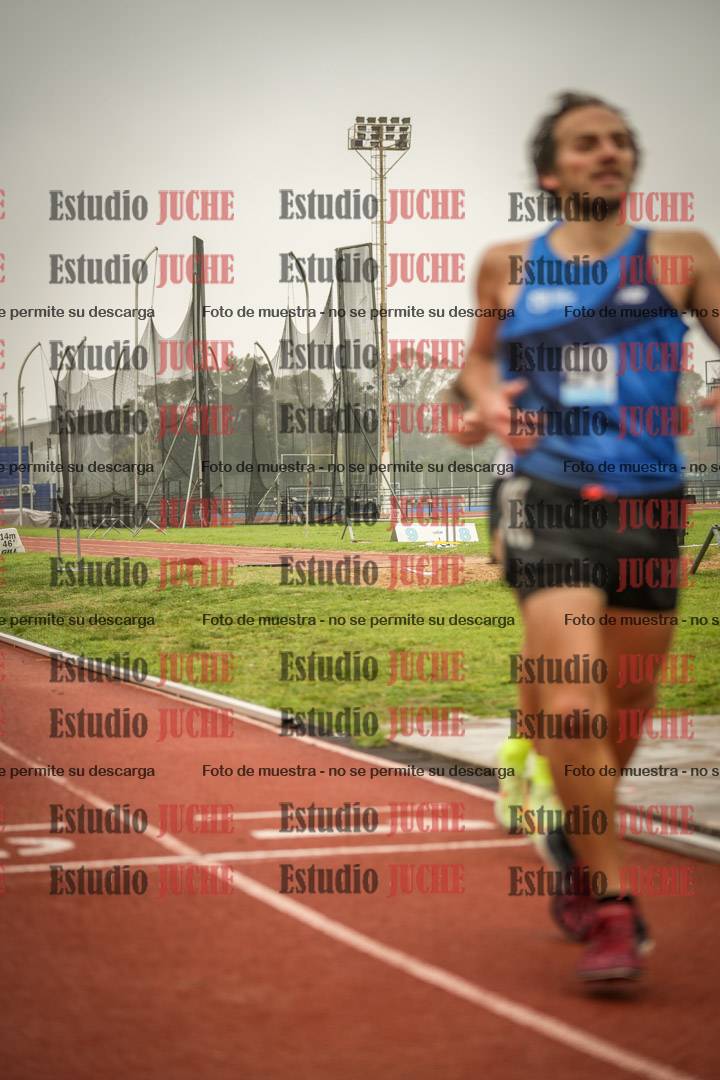 Fotos de los 800 m llanos de varones