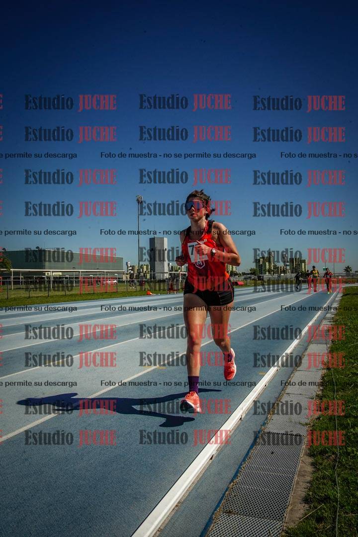 Fotos de los 5000 m de mujeres y varones - serie 2