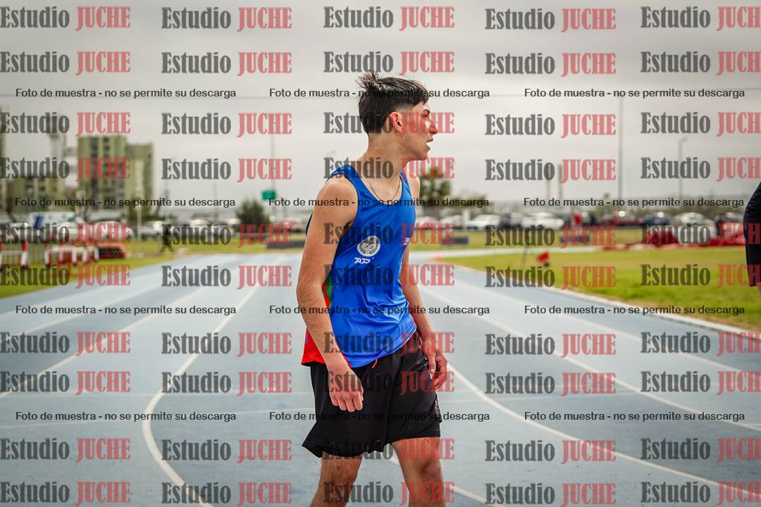 Fotos de los 400 m llanos de varones