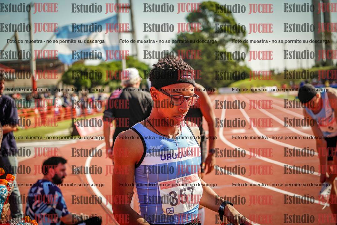 Fotos de algunos extras y podios del día 1