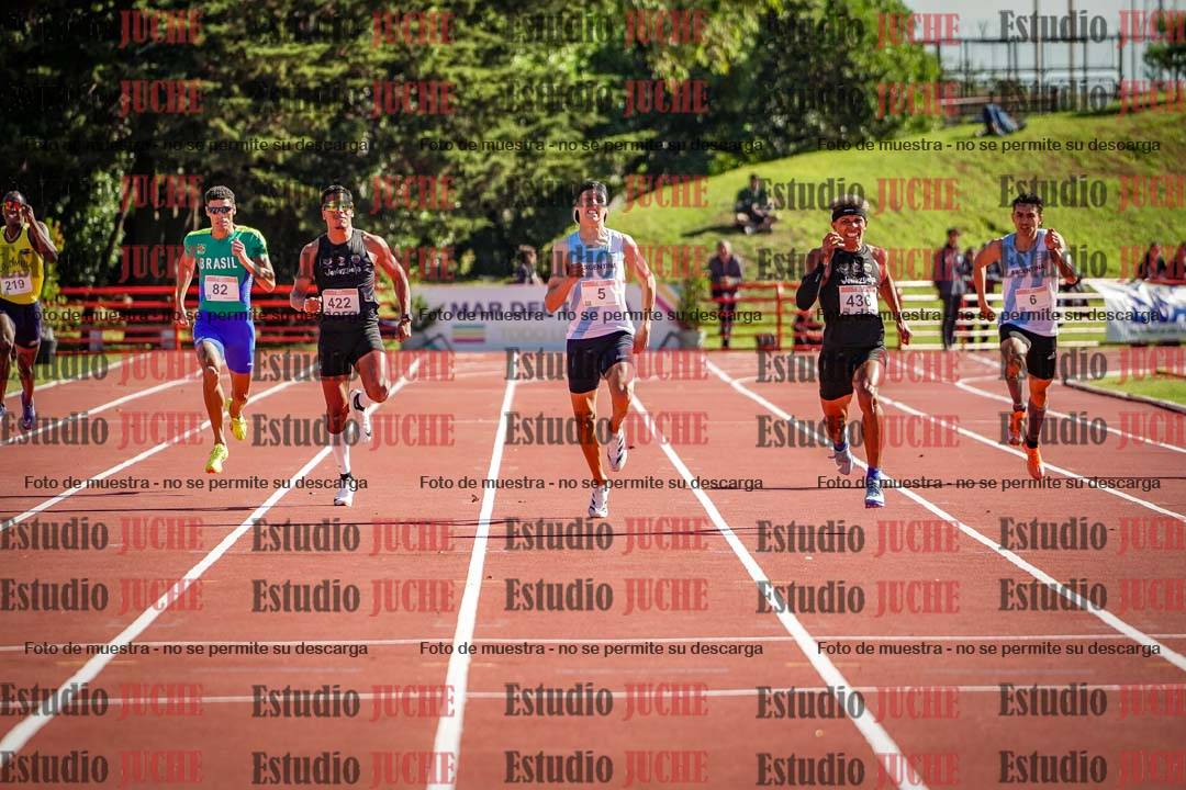 Fotos de los 400 m llanos de varones - FINAL