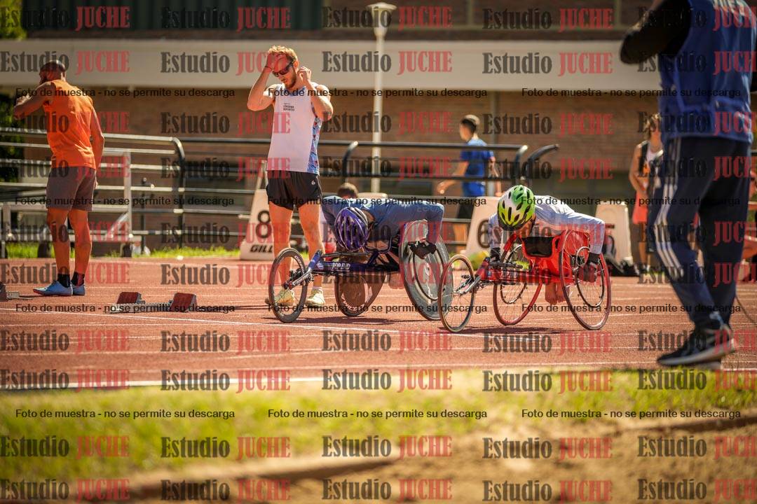 Fotos de los 100 m llanos de varones
