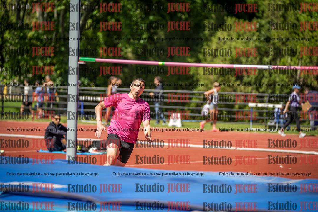 Fotos del salto en alto de varones