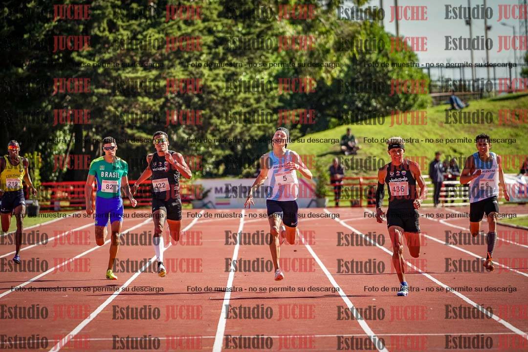 Fotos de los 400 m llanos de varones - FINAL