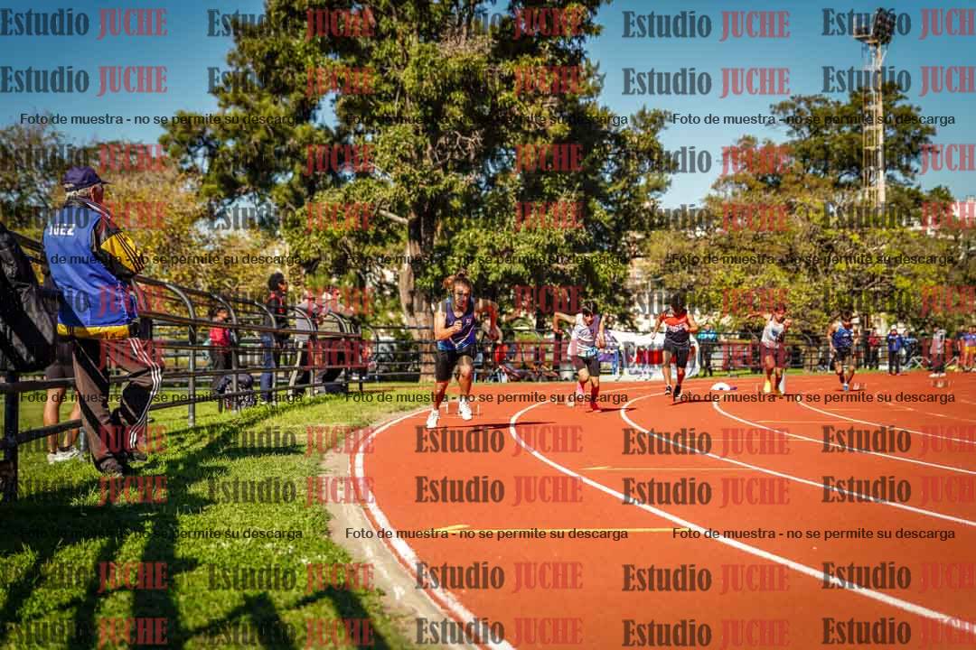 Fotos de los 200 m llanos de varones
