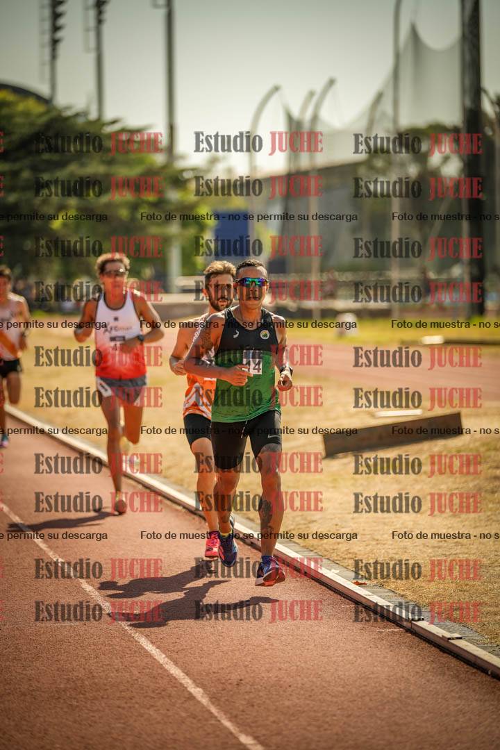 Fotos de los 3000 m llanos de varones