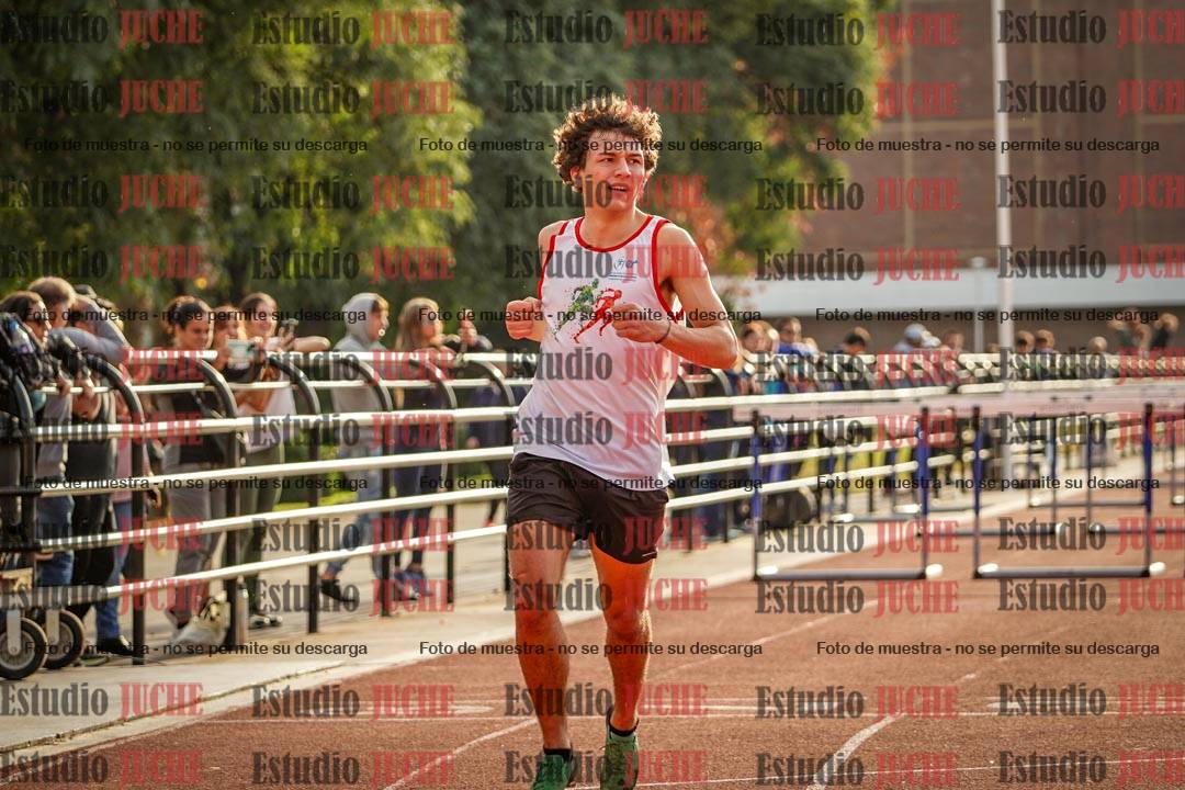 Fotos de los 110 m con vallas de varones - decatlón 6