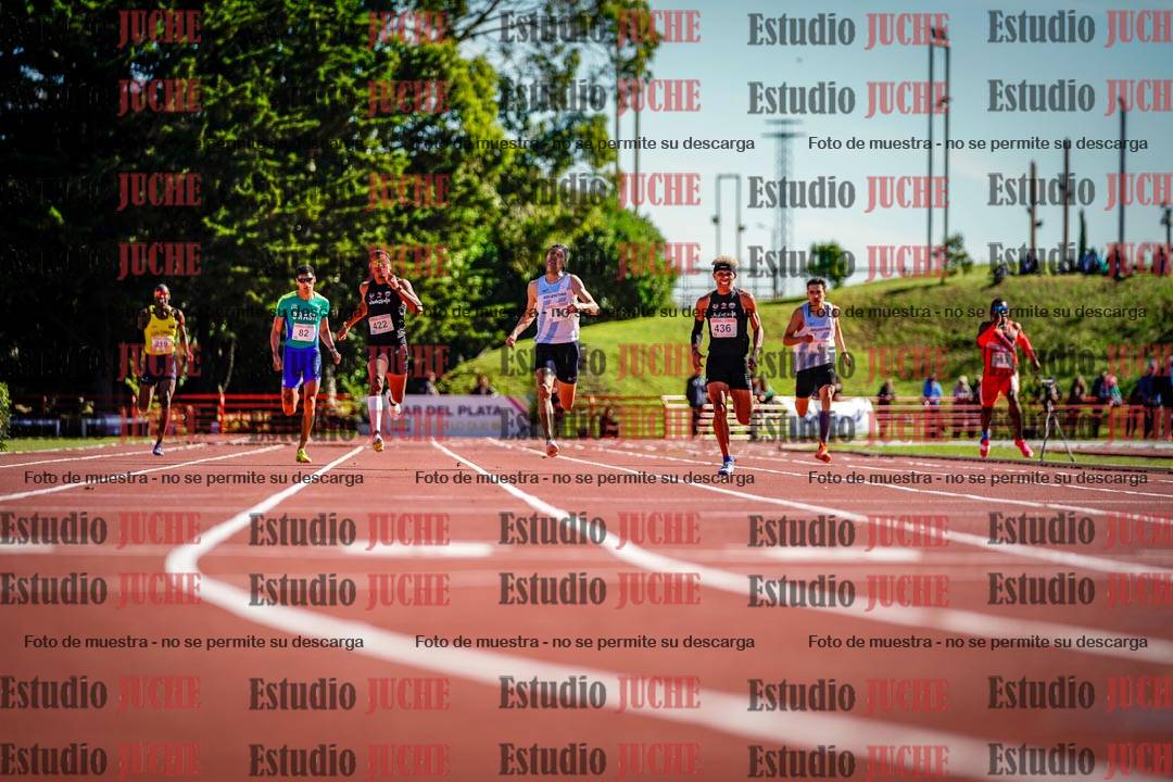 Fotos de los 400 m llanos de varones - FINAL
