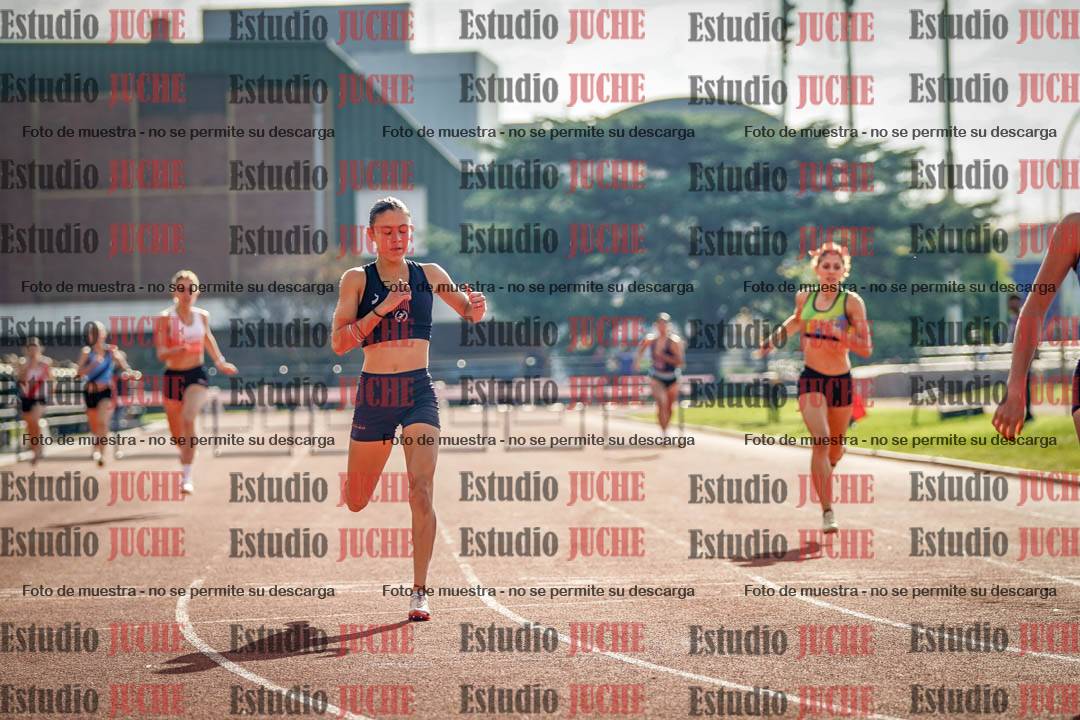 Fotos de los 400 m con vallas de mujeres