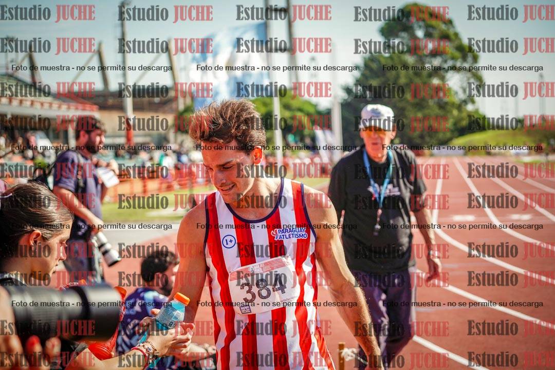 Fotos de algunos extras y podios del día 1